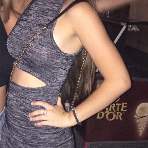 ARITZIA REVERSIBLE YASMIN DRESS. WILFRED FREE - Picture 4 of 8